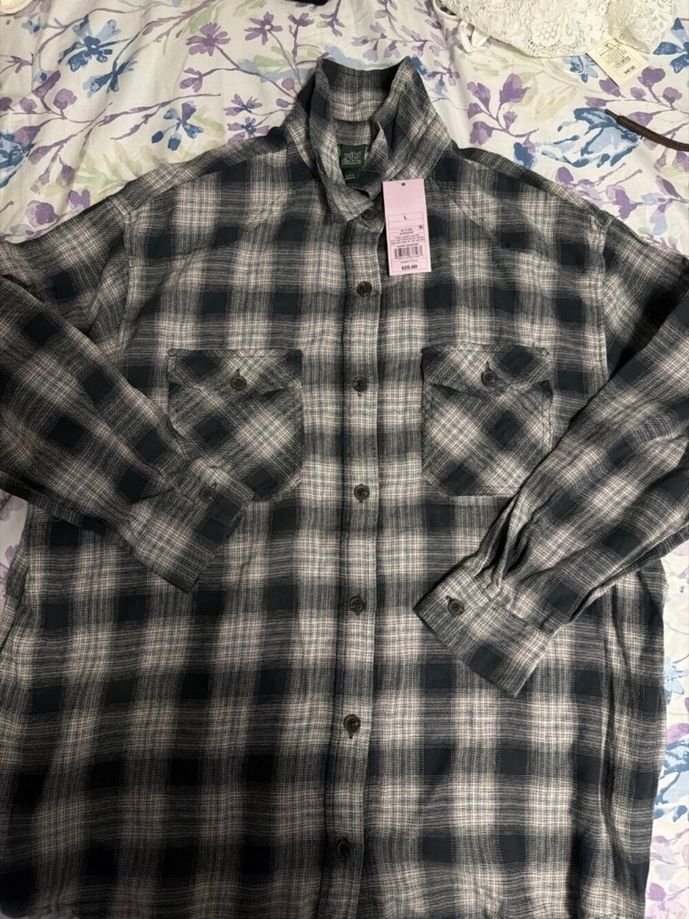 Wild Fable Black Gray Plaid Flannel Button Up Shirt - Size L - NWT